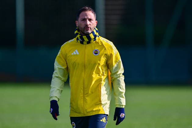 Ahead of Fenerbahce v FCSB - UEFA Europa League ISTANBUL, TURKIYE - JANUARY 28: Head coach Domenico Tedesco of Fenerbahce take part in the training session as the preparations at the Can Bartu Training Facilities continue ahead of their UEFA Europa League Week 8 away match against Romanian side FCSB on January 28, 2026, in Istanbul, Turkiye. Serhat Cagdas Anadolu Istanbul Turkey. Editorial use only. Please get in touch for any other usage.  Copyright: x2026xAnadoluxSerhatxCagdasx
