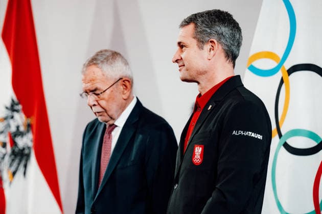 OLYMPICS - Winter Olympic Games, Olympische Spiele, Olympia, OS Milano Cortina 2026 VIENNA,AUSTRIA,28.JAN.26 - OLYMPICS - Winter Olympic Games Milano Cortina 2026, preview, Vereidigung Olympic Team Austria. Image shows president Alexander Van Der Bellen and president Horst Nussbaumer (OEOC).  GEPAxpictures xAlexanderxSolc