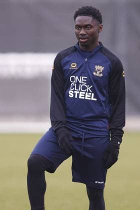 DEVENTER , 28-01-2026 , Stadium De Adelaarshorst , season 2025 2026 , UEFA Europa League League phase . Training before the Europa League match between Go Ahead Eagles and SC Braga, Picture shows GA Eagles player Ofusu Boakye Training before Go Ahead Eagles - Braga  x201132233x Copyright: