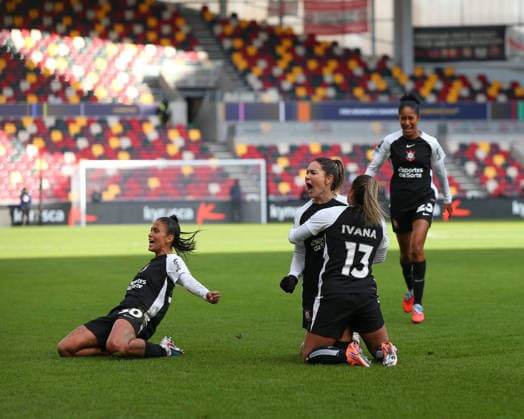 London, England, January 28 2026: Gabi Zanotti (10 SC Corinthians) celebrates after scoring during the FIFA Women s Champions Cup game between Gotham FC and SC Corinthians at Gtech Community Stadium in London, England. (Photo by Jay Patel Sports Press Photo SPP) Copyright: xJayxPatel SportsxPressxPhoto SPPx Sportspressphoto_SPR86316