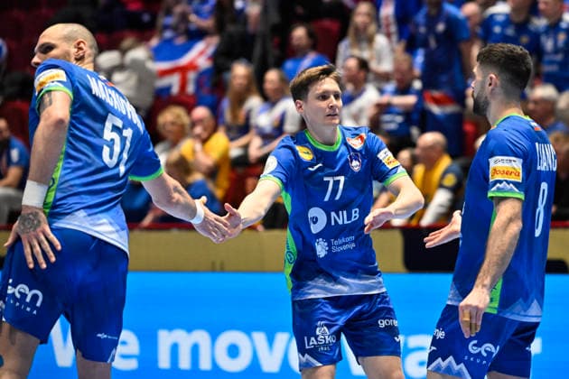 MALMÖ, SWEDEN 20260128 Slovenia s Borut MaÄkovÅ¡ek, Domen Novak and BlaÅ¾ Janc during the 2026 EHF European Men s Handball Championship the EHF Euro 2026 main round match between Slovenia and Iceland at Malmö Arena, in Malmö, Sweden, on January 28, 2026 MALMÖ SWEDEN x50090x  Copyright: xJohanxNilsson TTx EHF EURO 2026 SLOVENIA-ICELAND
