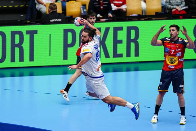Throw Goal Luis Frade Portugal, 82 DEN, Spain vs Portugal, Handball, EHF European Championship 2026, Main Round, Matchday 4, 28 01 2026 DEN, Spain vs Portugal, Handball, EHF European Championship 2026, Main Round, Matchday 4, 28 01 2026 Herning Copyright: xEibner-Pressefoto MarcelxvonxFehrnx EP_MFN
