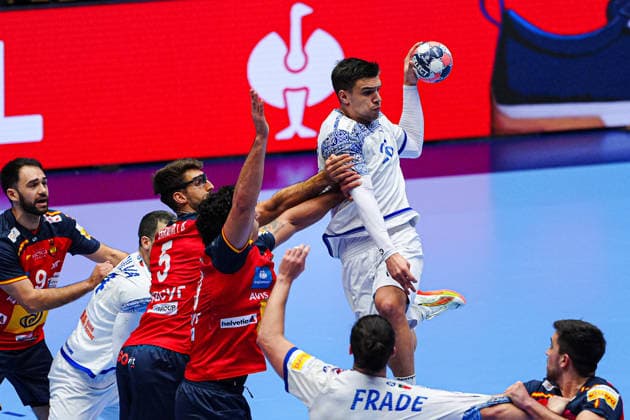 Antonio Serradilla Spain, 05 , Javier Rodriguez Spain, 99 , Francisco Costa Portugal, 26 DEN, Spain vs Portugal, Handball, EHF European Championship 2026, Main Round, Matchday 4, 28 01 2026 DEN, Spain vs Portugal, Handball, EHF European Championship 2026, Main Round, Matchday 4, 28 01 2026 Herning Copyright: xEibner-Pressefoto MarcelxvonxFehrnx EP_MFN