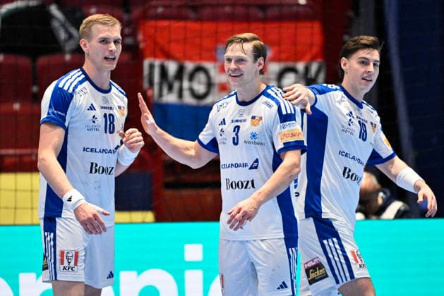 Iceland s Ellidi Vidarsson, Janus Dadi Smarason and Orri Freyr Thorkelsson during the 2026 EHF European Men s Handball Championship the EHF Euro 2026 main round match between Slovenia and Iceland at Malmö Arena, in Malmö, Sweden, on January 28, 2026 MALMÖ SWEDEN x50090x  Copyright: xJohanxNilsson TTx EHF EURO 2026 SLOVENIA-ICELAND