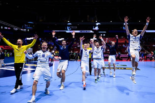 260128 Players of Iceland celebrates after the EHF European Handball Championship main round match between Slovenia and Iceland on January 28, 2026 in Malmö Photo Petter Arvidson BILDBYRAN kod PA PA1143 handball handball handballs em 2026 slovenien slovenia island ehf european handball championship iceland bbeng jubel celebrates  Copyright: PETTERxARVIDSON BB260128PA023