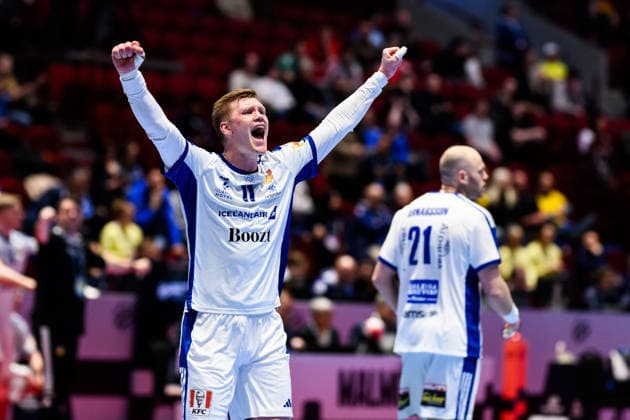 260128 Ymir Gislason of Iceland celebrates during the EHF European Handball Championship main round match between Slovenia and Iceland on January 28, 2026 in Malmö Photo Petter Arvidson BILDBYRAN kod PA PA1143 handball handball handball handballs em 2026 slovenien slovenia island ehf european handball championship iceland bbeng jubel celebrates  Copyright: PETTERxARVIDSON BB260128PA025