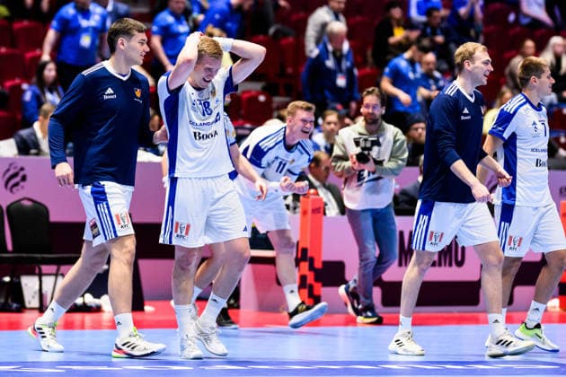 260128 Ellidi Vidarsson of Iceland celebrates after the EHF European Handball Championship main round match between Slovenia and Iceland on January 28, 2026 in Malmö Photo Petter Arvidson BILDBYRAN kod PA PA1143 handball handball handball handballs em 2026 slovenien slovenia island ehf european handball championship iceland bbeng jubel celebrates  Copyright: PETTERxARVIDSON BB260128PA026