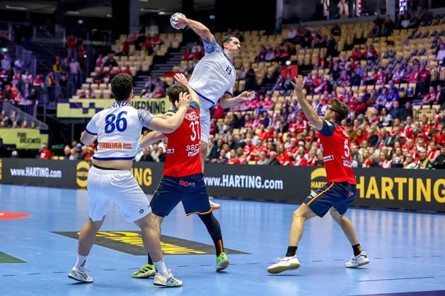 28 01 2026, Handball, Men s EHF EURO 2026, Spain Portugal, Jyske Bank Boxen in Herning, Denmark, Main Round Ricardo Caldeira Brandao Portugal 86 Rocha Nogueira Portugal 13 Denmark