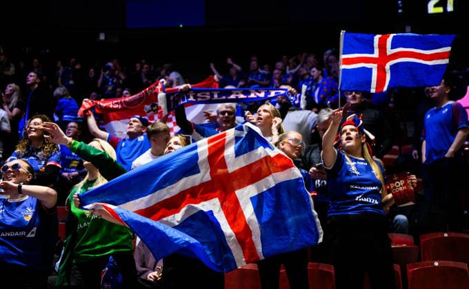 260128 Fans of Iceland during the EHF European Handball Championship main round match between Slovenia and Iceland on January 28, 2026 in Malmö Photo Petter Arvidson BILDBYRAN kod PA PA1143 handball handboll handball handbolls em 2026 slovenien slovenia island ehf european handball championship iceland bbeng  Copyright: PETTERxARVIDSON BB260128PA032
