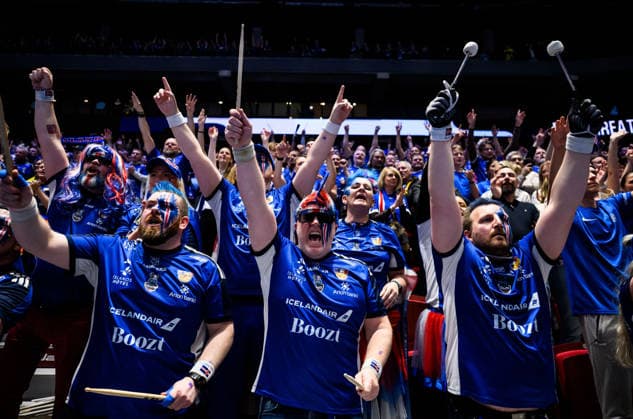 260128 Fans of Iceland celebrates after the EHF European Handball Championship main round match between Slovenia and Iceland on January 28, 2026 in Malmö Photo Petter Arvidson BILDBYRAN kod PA PA1143 handball handball handballs em 2026 slovenien slovenia island ehf european handball championship iceland bbeng jubel celebrates  Copyright: PETTERxARVIDSON BB260128PA033