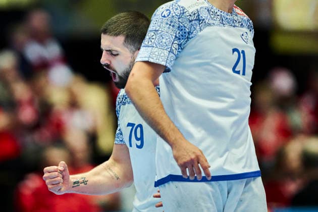 DENMARK Men s European Handball Championship Spain Portugal Portugal s Martim Costa and Leonel Fernandes during the EHF Euro 2026 main round men s handball match between Spain and Portugal at Jyske Bank Boxen in Herning, Wednesday, January 28, 2026 Photo Thomas Traasdahl Ritzau Scanpix , Herning Denmark  Copyright: RitzauxScanpix ThomasxTraasdahlx spdk20260128-173651-L
