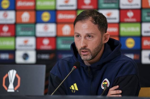 Ahead of FCSB v Fenerbahce - UEFA Europa League BUCHAREST, ROMANIA - JANUARY 28: Head coach Domenico Tedesco of Fenerbahce speaks during the press conference, PK, Pressekonferenz ahead of the UEFA Europa League Week 8 football match between FCSB and Fenerbahce at the National Arena in Bucharest, Romania on January 28, 2026. Arife Karakum Anadolu Bucharest Romania. Editorial use only. Please get in touch for any other usage.  Copyright: x2026xAnadoluxArifexKarakumx
