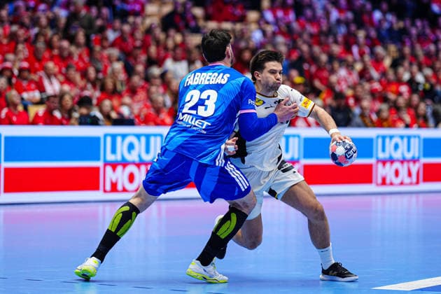Ludovic Fabregas France, 23 , Renars Uscins Germany, 23 DEN, Germany vs France, Handball, EHF European Championship 2026, Main Round, Matchday 4, 28 01 2026 DEN, Germany vs France, Handball, EHF European Championship 2026, Main Round, Matchday 4, 28 01 2026 Herning Copyright: xEibner-Pressefoto MarcelxvonxFehrnx EP_MFN