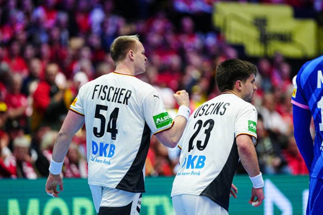 Goal celebration Justus Fischer Germany, 54 DEN, Germany vs France, Handball, EHF European Championship 2026, Main Round, Matchday 4, 28 01 2026 DEN, Germany vs France, Handball, EHF European Championship 2026, Main Round, Matchday 4, 28 01 2026 Herning Copyright: xEibner-Pressefoto MarcelxvonxFehrnx EP_MFN