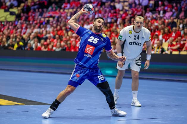 28 01 2026, Handball, Men s EHF EURO 2026, Germany France, Jyske Bank Boxen in Herning, Denmark, Main Round Hugo Descat France 25 Denmark