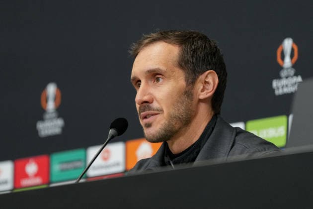 Julian Schuster SC Freiburg, Coach , France, Football, UEFA Europa League, Matchday 8, League phase, 2025 2026, OSC Lille vs SC Freiburg, 28 01 2026, Press conference of SC Freiburg before the last Europa League match in the league phase, Press conference, Stade Pierre Mauroy, Lille, France, Press conference of SC Freiburg before the last Europa League match in the league phase, Press conference Lille Stade Pierre Mauroy DÃ partements Nord, Hauts de Fra France Copyright: xArnexAmbergx
