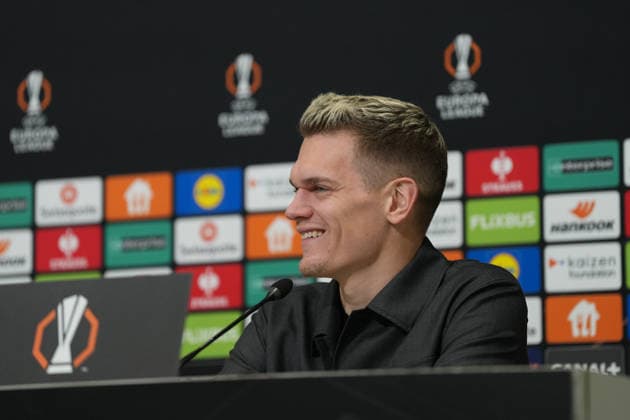 Matthias Ginter SC Freiburg, 28 , France, Football, UEFA Europa League, Matchday 8, League phase, 2025 2026, OSC Lille vs SC Freiburg, 28 01 2026, Press conference of SC Freiburg before the last Europa League match in the league phase, Press conference, Stade Pierre Mauroy, Lille, France, Press conference of SC Freiburg before the last Europa League match in the league phase, Press conference Lille Stade Pierre Mauroy DÃ partements Nord, Hauts de Fra France Copyright: xArnexAmbergx