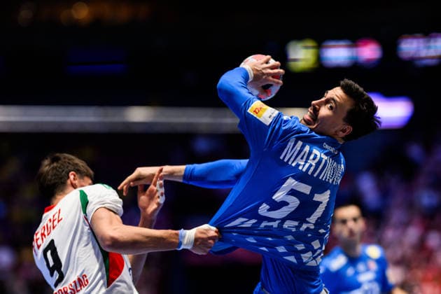 260128 Andrej Pergel of Hungary and Ivan Martinovic of Croatia during the EHF European Handball Championship main round match between Croatia and Hungary on January 28, 2026 in Malmö Photo Petter Arvidson BILDBYRAN kod PA PA1144 handball handball handball handballs em 2026 croatia hungary kroatien ungern ehf european handball championship bbeng grappa33  Copyright: PETTERxARVIDSON BB260128PA050