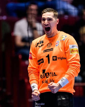 260128 Goalkeeper Dominik Kuzmanovic of Croatia celebrates during the EHF European Handball Championship main round match between Croatia and Hungary on January 28, 2026 in Malmö Photo Petter Arvidson BILDBYRAN kod PA PA1144 handball handball handball handballs em 2026 croatia hungary croatia hungary ehf european handball championship bbeng grappa33jubel celebrates  Copyright: PETTERxARVIDSON BB260128PA052