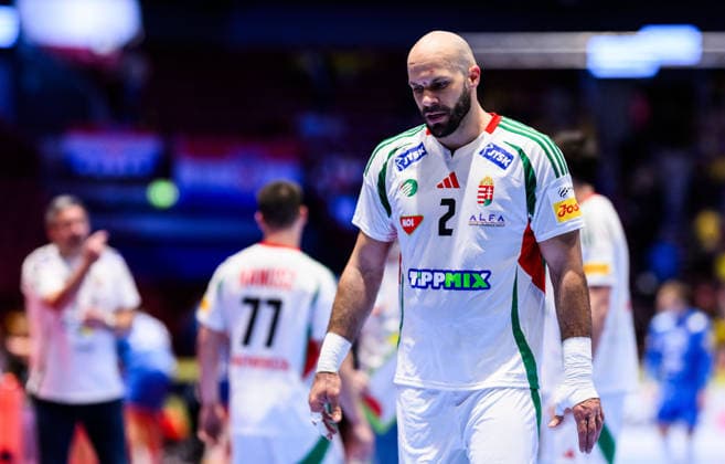 260128 Adrian Sipos of Hungary looks dejected during the EHF European Handball Championship main round match between Croatia and Hungary on January 28, 2026 in Malmö Photo Petter Arvidson BILDBYRAN kod PA PA1144 handball handball handball handballs em 2026 croatia hungary croatia hungary ungerman ehf european handball championship bbeng grappa33depp  Copyright: PETTERxARVIDSON BB260128PA055