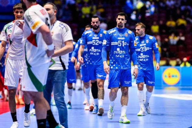 260128 Ivan Martinovic of Croatia looks dejected during the EHF European Handball Championship main round match between Croatia and Hungary on January 28, 2026 in Malmö Photo Petter Arvidson BILDBYRAN kod PA PA1144 handball handball handball handballs em 2026 croatia hungary croatia hungary hungary ehf european handball championship bbeng grappa33depp  Copyright: PETTERxARVIDSON BB260128PA056