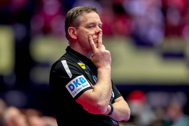 28 01 2026, Handball, Men s EHF EURO 2026, Germany France, Jyske Bank Boxen in Herning, Denmark, Main Round Headcoach Alfred Gislason Germany hc gesticulating on the sidelines Denmark