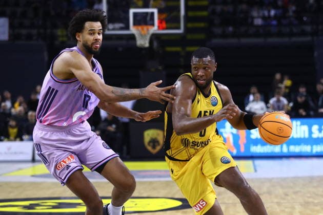 FIBA Basketball Champions League, AEK BC vs Alba Berlin - RaiQuan Gray of AEK BC in action against Norris Agbakoko of Alba Berlin during the FIBA Basketball Champions League regular season basketball match between AEK BC vs Alba Berlin in Athens, Greece, 28 January 2026. IMAGO ONE INCH PRODUCTIONS ATHENS Greece Copyright: xOnexInchxProductionsx 6828228