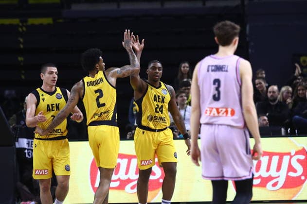 FIBA Basketball Champions League, AEK BC vs Alba Berlin - Players of AEK BC react during the FIBA Basketball Champions League regular season basketball match between AEK BC vs Alba Berlin in Athens, Greece, 28 January 2026. IMAGO ONE INCH PRODUCTIONS ATHENS Greece Copyright: xOnexInchxProductionsx 6828240