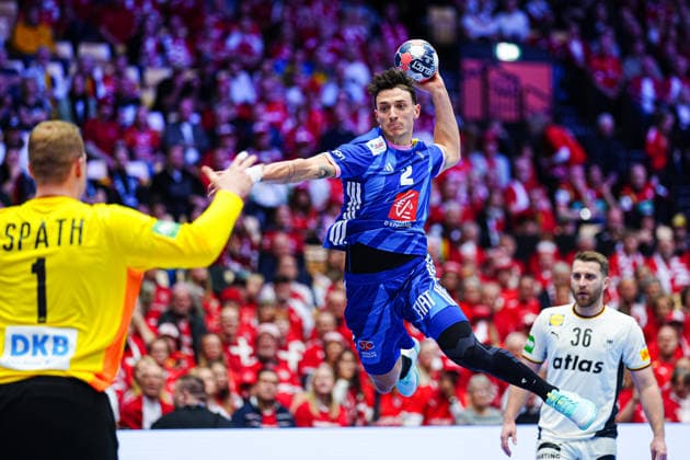 Throw Goal Yanis Lenne France, 02 DEN, Germany vs France, Handball, EHF European Championship 2026, Main Round, Matchday 4, 28 01 2026 DEN, Germany vs France, Handball, EHF European Championship 2026, Main Round, Matchday 4, 28 01 2026 Herning Copyright: xEibner-Pressefoto MarcelxvonxFehrnx EP_MFN
