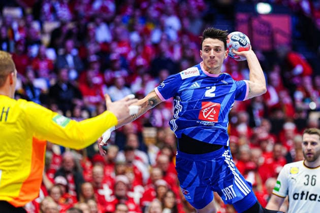Throw Goal Yanis Lenne France, 02 DEN, Germany vs France, Handball, EHF European Championship 2026, Main Round, Matchday 4, 28 01 2026 DEN, Germany vs France, Handball, EHF European Championship 2026, Main Round, Matchday 4, 28 01 2026 Herning Copyright: xEibner-Pressefoto MarcelxvonxFehrnx EP_MFN