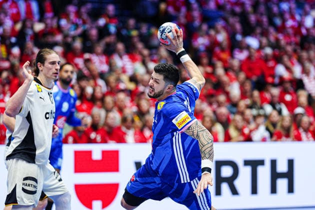 Throw Goal Nicolas Tournat France, 11 DEN, Germany vs France, Handball, EHF European Championship 2026, Main Round, Matchday 4, 28 01 2026 DEN, Germany vs France, Handball, EHF European Championship 2026, Main Round, Matchday 4, 28 01 2026 Herning Copyright: xEibner-Pressefoto MarcelxvonxFehrnx EP_MFN