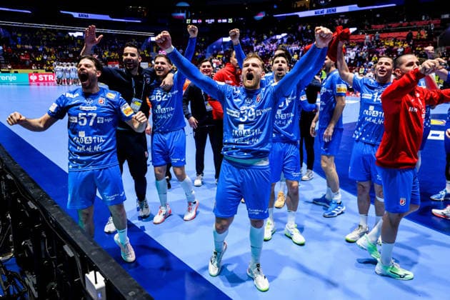 260128 Filip Glavas and David Mandic of Croatia celebrate after the EHF European Handball Championship main round match between Croatia and Hungary on January 28, 2026 in Malmö Photo Petter Arvidson BILDBYRAN kod PA PA1144 handball handball handball handballs em 2026 croatia hungary croatia hungary ehf european handball championship bbeng grappa33 jubel  Copyright: PETTERxARVIDSON BB260128PA100