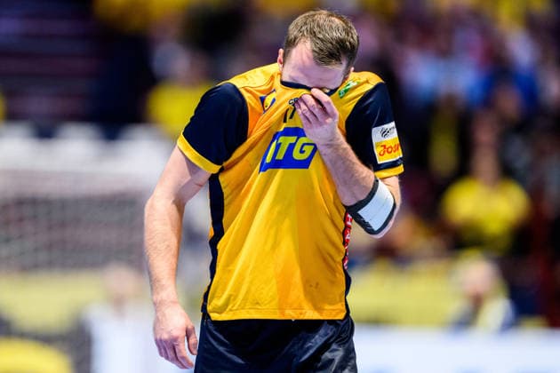 260128 Felix Claar of Sweden looks dejected during the EHF European Handball Championship main round match between Switzerland and Sweden on January 28, 2026 in Malmö Photo Petter Arvidson BILDBYRAN kod PA PA1145 handball handball handball handballs em 2026 schweiz sverige sweden ehf european handball championship switzerland bbeng depp  Copyright: PETTERxARVIDSON BB260128PA107