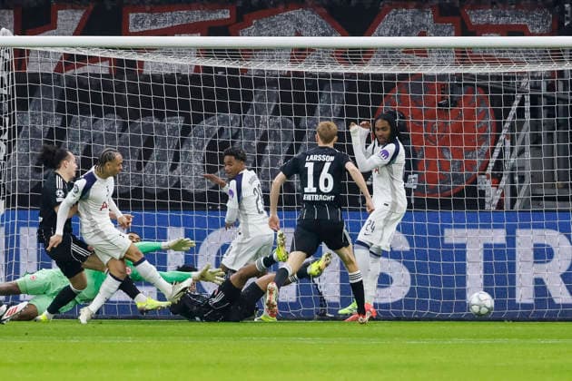 Disallowed goal by Xavi Tottenham Hotspur, 07 , Germany, Football, UEFA Champions League, Matchday 8, 2025 2026, Eintracht Frankfurt vs Tottenham Hotspur, 28 01 2026, Frankfurt am Main Deutsche Bank Park Germany Copyright: xGrantxHubbsx