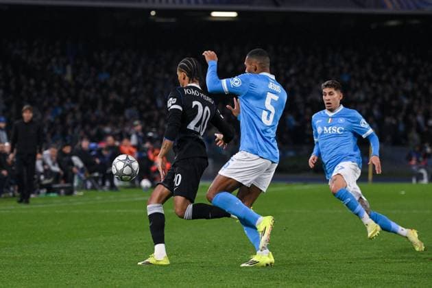 Joao Pedro of Chelsea Football Club is pressured by Juan Jesus of Napoli Napoli v Chelsea, UEFA Champions League, Group Stage, Football, Diego Armando Maradona Stadium, Naples, Italy - 28 Jan 2026Naples Diego Armando Maradona Stadium Italy EDITORIAL USE ONLY No use with unauthorised audio, video, data, fixture lists, club league logos or live services. Online in-match use limited to 120 images, no video emulation. No use in betting, games or single club league player publications. Copyright: xGiuseppexFama Shutterstockx 16429500ae