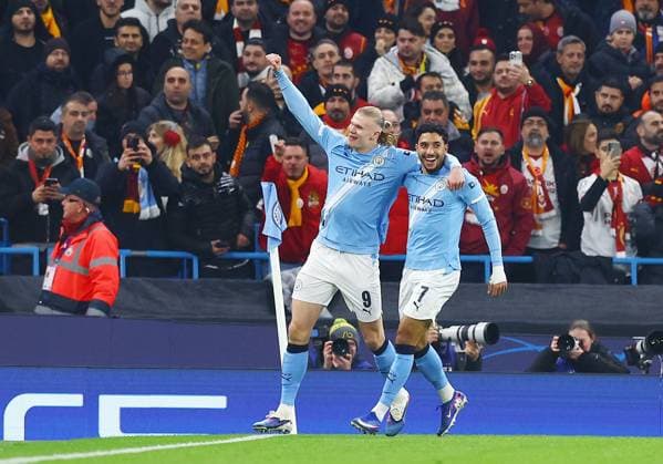 Erling Haaland of Manchester City celebrates scoring the opening goal with Omar Marmoush Manchester City v Galatasaray, UEFA Champions League, Group Stage, Football, Etihad Stadium, Manchester, UK - 28 Jan 2026Manchester Etihad Stadium United Kingdom EDITORIAL USE ONLY No use with unauthorised audio, video, data, fixture lists, club league logos or live services. Online in-match use limited to 120 images, no video emulation. No use in betting, games or single club league player publications. Copyright: xMattxWest Shutterstockx 16429496m