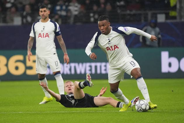 Destiny Udogie Tottenham Hotspur, 13 Frankfurt 28 01 2026 Eintracht Frankfurt vs Tottenham Hotspurs, Deutsche Bank Park, Matchday 8 Champions League