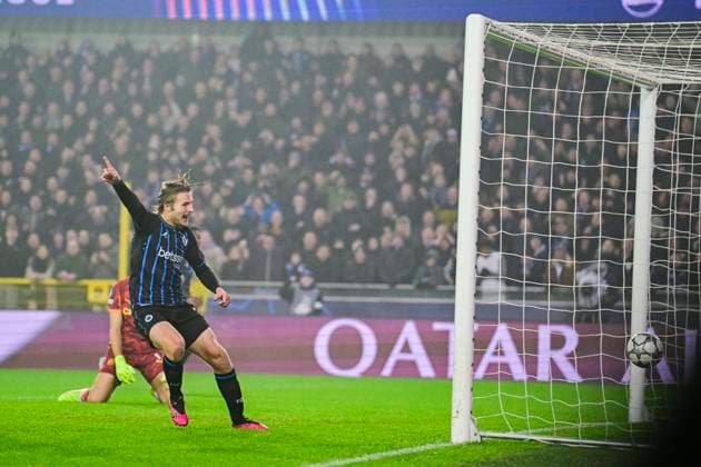 Club Brugge v Marseille - UEFA Champions League BRUGGE, BELGIUM - JANUARY 28 : Vermant Romeo forward of Club Brugge celebrating a goal from Diakhon Mamadou forward of Club Brugge during the UEFA Champions League 2025 26 League Phase MD8 match between Club Brugge and Marseille on January 28, 2026 in Brugge, Belgium, 28 01 2026 Brugge Belgium  Copyright: xJanxDexMeuleneirx