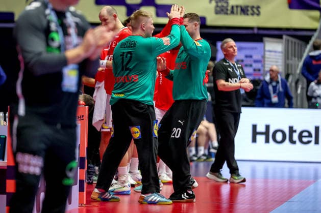 28 01 2026, Handball, Men s EHF EURO 2026, Denmark Norway, Jyske Bank Boxen in Herning, Denmark, Main Round Emil Nielsen Denmark 12 next to Kevin Moller Denmark 20 Denmark