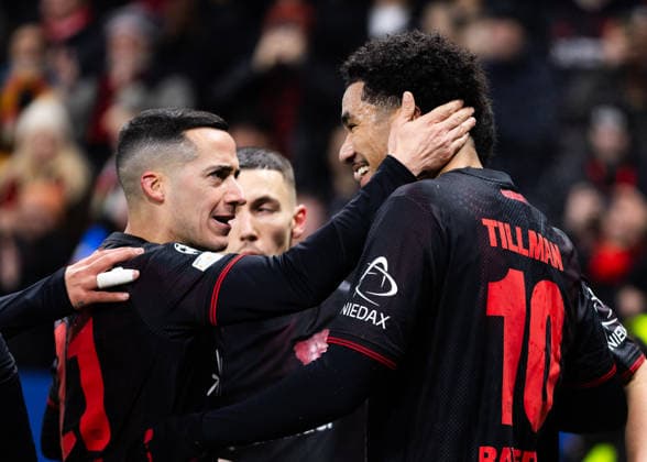 Leverkusen, Bayarena, 28 01 2026 Malik Tillman of Leverkusen R celebrates scoring the 1 0 goal with Lucas Vazquez of Leverkusen during the Championsleague match Bayer 04 Leverkusen vs FC Villarreal