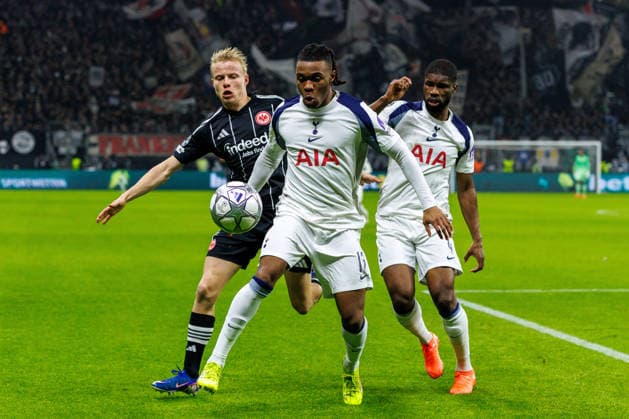 FRANKFURT, DEUTSCHLAND - JANUARY 28: Destiny Udogie (Tottenham Hotspur, 13), Kevin Danso (Tottenham Hotspur, 4) and Oscar Hojlund (Eintracht Frankfurt, 6) compete for the ball during the UEFA Champions League match between Eintracht Frankfurt vs. Tottenham Hotspur at Eintracht Frankfurt Stadium on matchday 8 of the League Phase on January 28, 2026 in Frankfurt, Deutschland. Hessen Deutschland Copyright: xStephanxHahnex