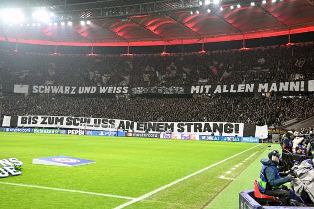 28 01 2026, xsltx, Football UEFA Champions League, Eintracht Frankfurt Tottenham Hotspur v l Fans Eintracht Frankfurt, Mood, Scarves, DFL DFB REGULATIONS PROHIBIT ANY USE OF PHOTOGRAPHS as IMAGE SEQUENCES and or QUASI VIDEO Frankfurt am Main