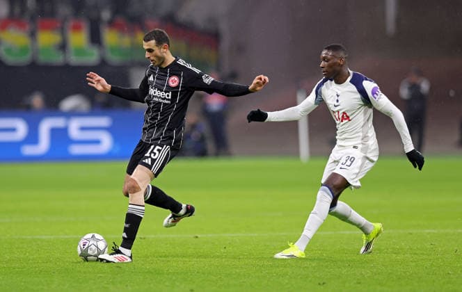 28 01 2026, xovx, Football UEFA Champions League, Eintracht Frankfurt Tottenham Hotspur v l Ellyes Skhiri Eintracht Frankfurt , Randal Kolo Muani Tottenham Hotspur DFL DFB REGULATIONS PROHIBIT ANY USE OF PHOTOGRAPHS as IMAGE SEQUENCES and or QUASI VIDEO emspor Frankfurt am Main