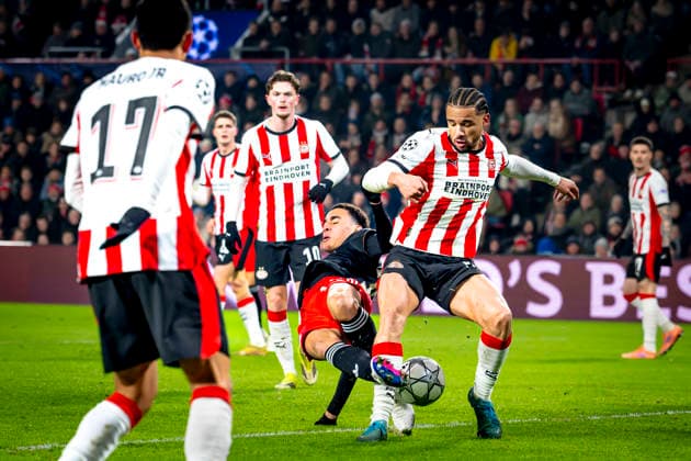SC Bayern Munchen midfielder Jamal Musiala, PSV Eindhoven defender Armando Obispo during the match PSV Eindhoven vs FC Bayern Munchen at the Philips stadium for the Champions League League phase Matchday 8 season 2025 2026 in EINDHOVEN, Netherlands on 28 01 2026,