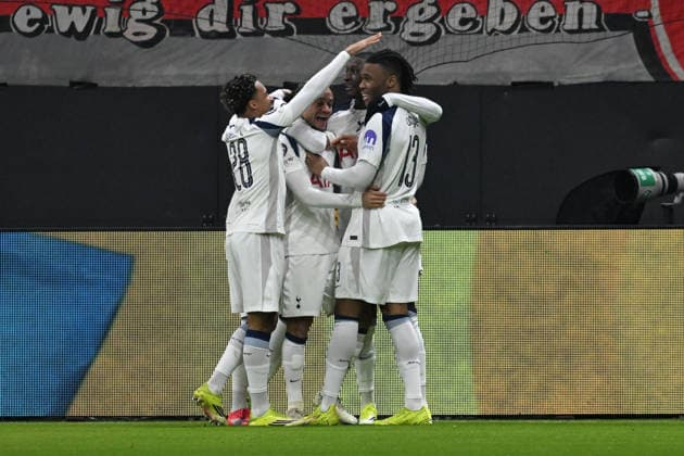28 01 2026, xsltx, Football UEFA Champions League, Eintracht Frankfurt Tottenham Hotspur v l Xavi Simons Tottenham Hotspur aberkanntes Torjubel DFL DFB REGULATIONS PROHIBIT ANY USE OF PHOTOGRAPHS as IMAGE SEQUENCES and or QUASI VIDEO Frankfurt am Main