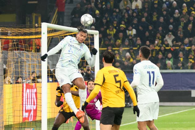 Header Manuel Akanji Inter Milan GER, Borussia Dortmund vs Inter Milan, Football, Champions League, Matchday 8, Season 2025 2026, 28 01 2026 DFL REGULATIONS PROHIBIT ANY USE OF PHOTOGRAPHS AS IMAGE SEQUENCES AND OR QUASI VIDEO GER, Borussia Dortmund vs Inter Milan, Football, Champions League, Matchday 8, Season 2025 2026, 28 01 2026 Dortmund Copyright: xEibner-Pressefoto FrankxZeisingx EP_FZG