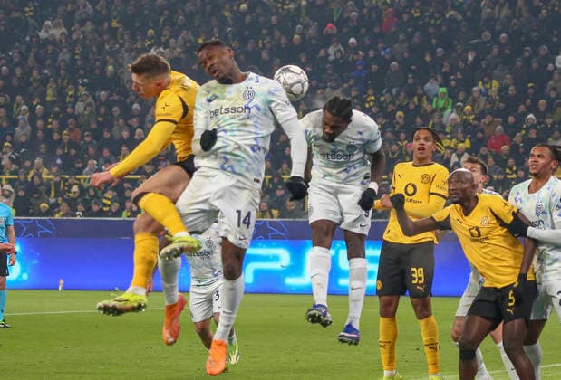 Football UEFA Champions League 2025 26, 8 Matchday League phase Borussia Dortmund vs Inter Milan Signal Iduna Park Stadion Dortmund Yann Bisseck Inter Milan, 31 Dortmund Copyright: xAymanxAlahmedx