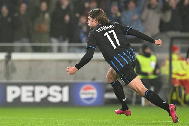260127 Club Brugge vs Marseille Romeo Vermant (17) of Club Brugge celebrates after scoring the 2-0 goal during the Uefa Champions League 8th matchday in the League phase game in season 2025 - 2026 between Club Brugge KV and Olympique de Marseille on January 28 , 2026 in Brugge, Belgium. (Photo by David Catry Isosport) Brugge Belgium  Copyright: xDavidxCatryx 20260128DC2_7393