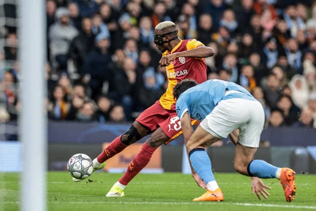UEFA Champions League Manchester City v Galatasaray Victor Osimhen of Galatasaray takes a shot on goal during the UEFA Champions League Matchday 8 of 8 match Manchester City vs Galatasaray at City of Manchester Stadium, Manchester, United Kingdom on 28 January 2026 (Photo by Mark Cosgrove News Images) Manchester City of Manchester Stadium Greater Manchester United, ManU Kingdom Copyright: xMarkxCosgrove NewsxImagesx