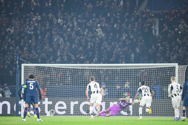 FOOTBALL : Paris Saint Germain vs Newcastle United - Ligue des Champions - Phase de Ligue - JournÃ e 8 - 28 01 2026 Penalty arrÃªtÃ par Nick Pope (Newcastle United) ParisFrance  Copyright: xBaptistexAutissierx